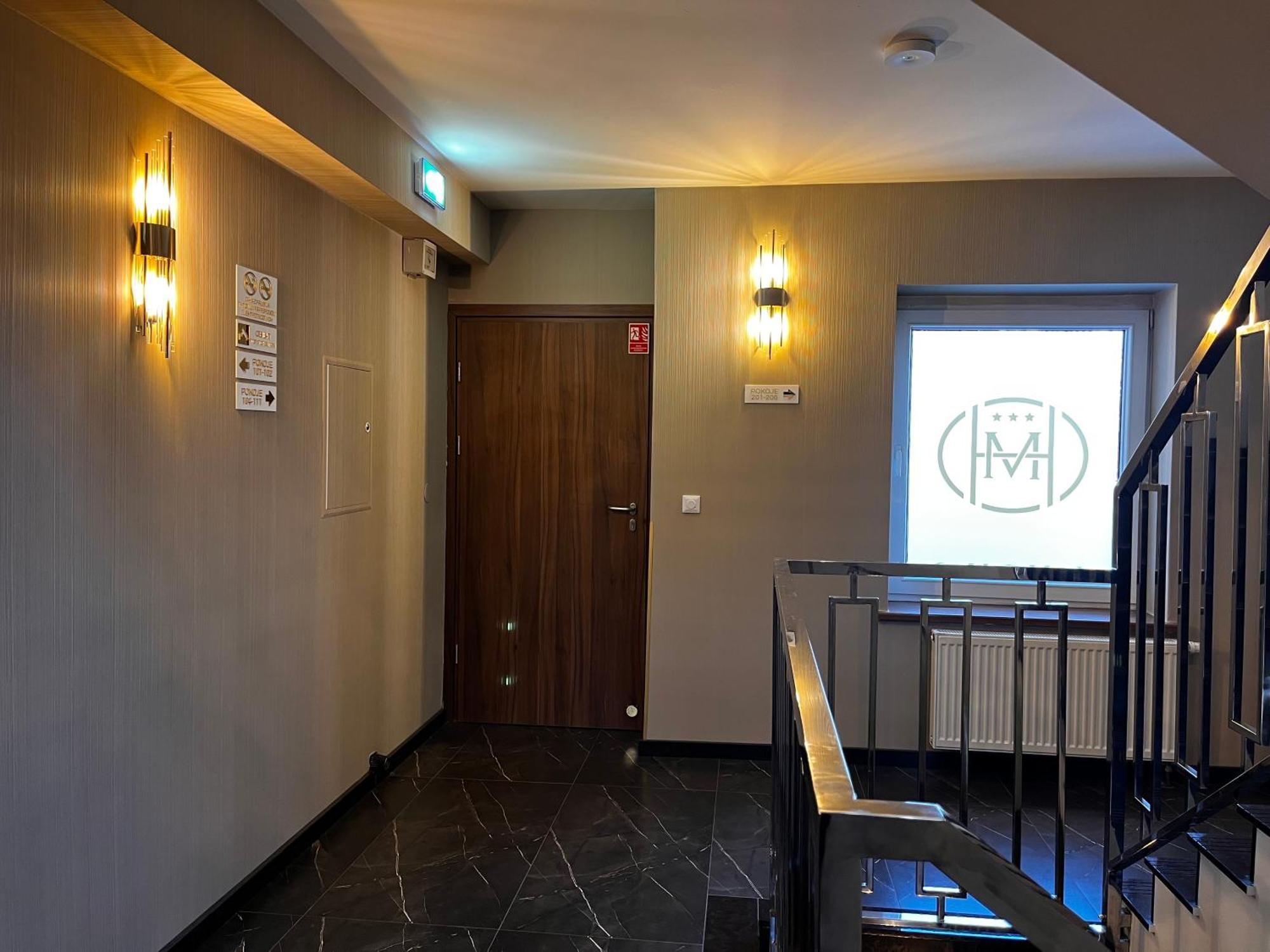 Hotel Marta أوافا المظهر الخارجي الصورة