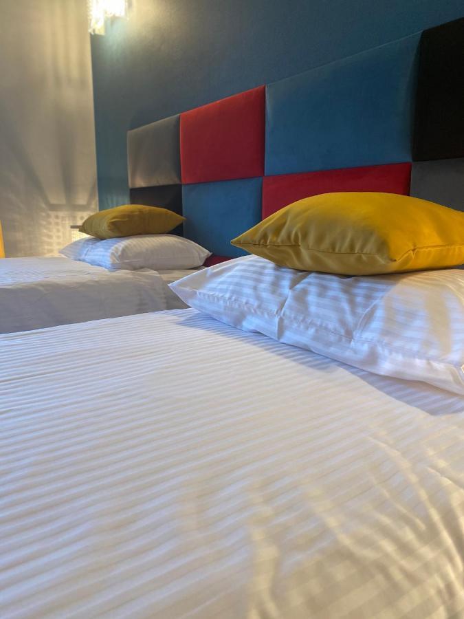 Hotel Marta أوافا المظهر الخارجي الصورة